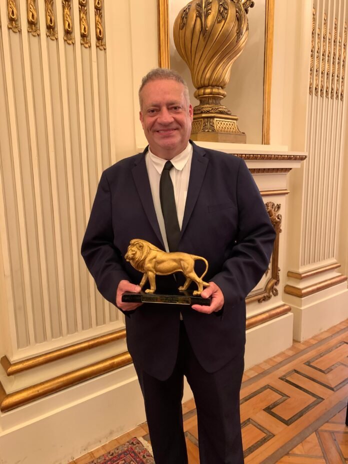 2bbee017-4f67-4c91-aead-91fd2b77702c