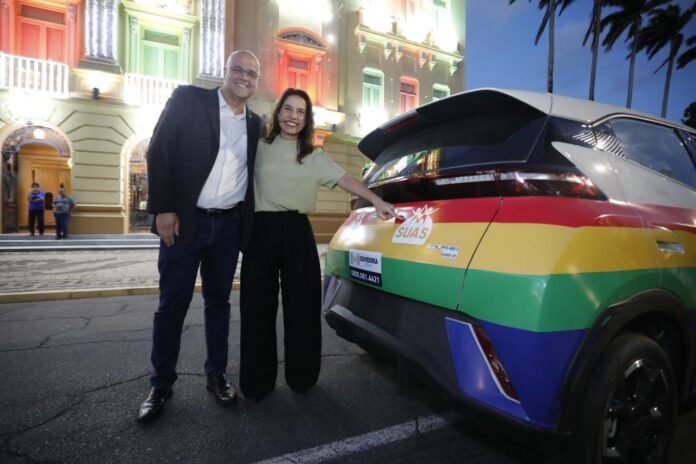 7e851958-0ff3-48e3-bf1b-a3942ca585dc