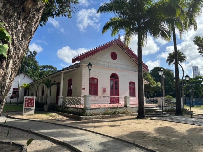 cc927312-d464-490c-aecc-4e2af82e57b8