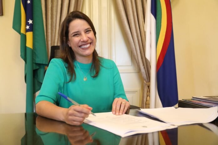 f25d10de-d045-4eb0-8a07-63399b1b0927