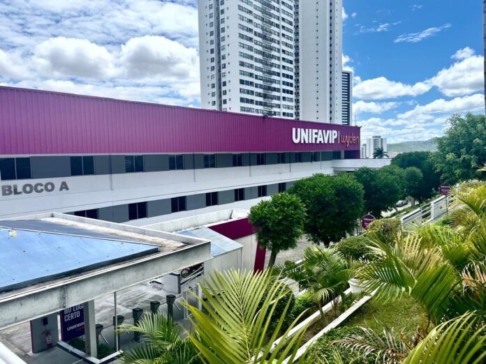 207d84ce-dfc4-4a82-b2ae-81673cbf04fb