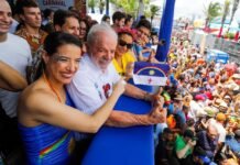 Raquel Lyra recebe Lula no Galo da Madrugada
