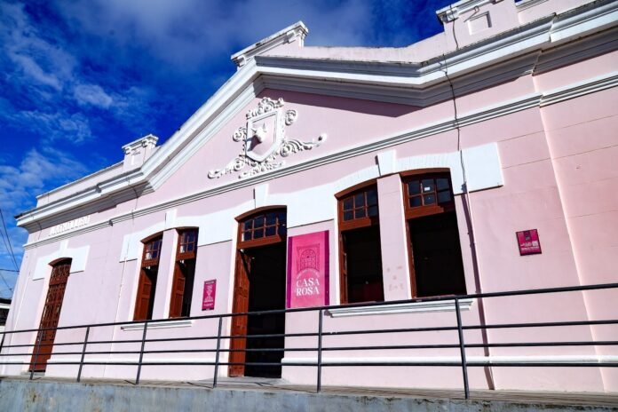 939f6e99-ab7c-4b2f-a585-8a766f28674d