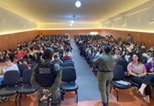 Programa Maria da Penha Vai à Escola reúne 300 estudantes da rede municipal de Caruaru para conscientizar sobre violência de gênero