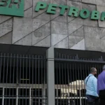 Petrobras aprova adesão ao programa do governo para baratear diesel