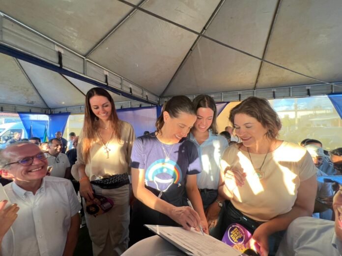 51bb5986-9cf9-41f6-82ce-08686b917c94