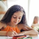 Escolas terão que incluir prevenção à violência contra a mulher no currículo e revisar práticas pedagógicas