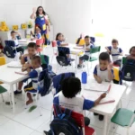 Uma em cada 10 crianças de 4 e 5 anos não vai à creche em 876 cidades