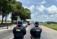 BR 101 que leva ao Litoral Norte e Sul de Pernambuco tende a apresentar um trânsito mais intenso nesse período