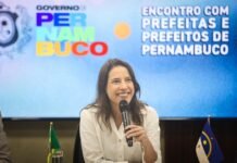 Em agenda com prefeitos pernambucanos em Brasília, governadora Raquel Lyra celebra assinatura do contrato de retomada da Transnordestina