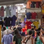Festa de São João contribui para a Feira da Moda reunir mais de 100 mil pessoas na primeira feira do mês em Caruaru