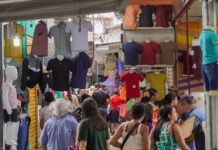 Festa de São João contribui para a Feira da Moda reunir mais de 100 mil pessoas na primeira feira do mês em Caruaru