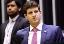TCE aponta prejuízo de R$ 16 milhões em contratos da gestão João Campos, revela portal Metrópoles