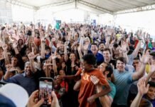 Em Petrolina, governadora Raquel Lyra entrega habitacional de 200 apartamentos em parceria com o governo federal