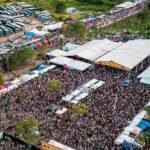 Mais de 60 mil pessoas lotam o Alto do Moura em mais um dia de muito forró