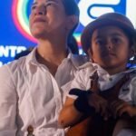 Governadora Raquel Lyra inaugura creche, entrega dessalinizadores para distribuir água potável e leite para população de Paranatama, no Agreste Meridional