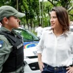 Governadora Raquel Lyra entrega mais 40 ônibus para reforçar transporte público metropolitano e comanda a formação de oficiais da PMPE