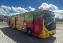 Após sucesso em 2025, Grupo Coletivo e Nestlé voltam às ruas de Caruaru com ônibus temático da Farinha Láctea