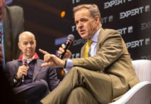 Rivalidade entre EUA e China definirá a nova ordem global nas próximas décadas, diz Niall Ferguson