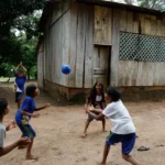 Unicef mapeia cidades onde crianças estão expostas a riscos ambientais