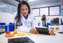Governo de Pernambuco firma parceria com o Senac para ampliar a oferta de cursos técnicos gratuitos para estudantes da rede estadual