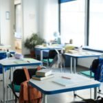 Mensalidade escolar nas férias é obrigatória? Especialista esclarece dúvida comum entre famílias