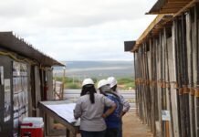 Governo de Pernambuco amplia acesso à educação com quase 100% de finalização de creche em Águas Belas e avanço de obras em Petrolândia