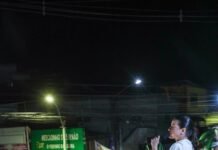 Durante caminhada 55 que lotou ruas de Olinda, Raquel garante requalificação do Alto da Sé e da feira do Rio Doce