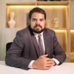 Adesivo eleitoral no carro pode fazer perder o seguro?