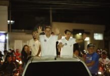 Centenas de veículos tomam as ruas de Caruaru em buzinaço de Anderson Luiz