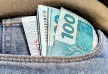 Beneficiários com NIS de final 4 recebem Bolsa Família de agosto
