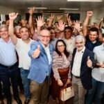 Humberto Costa recebe apoio de Fernando Dueire e mais de 40 prefeitos