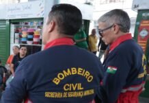 Entrega de fardamento aos Bombeiros Civis Brigadistas da Secretaria de Segurança Municipal de Caruaru