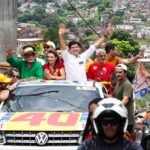 João Campos faz carreata de quatro horas por oito bairros da Zona Norte do Recife