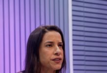 Na sabatina do UOL, Raquel Lyra destaca a diminuição dos feminicídios na sua gestão