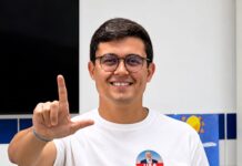 Victor Marques vota na Torre e ressalta processo democrático no país