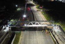DER-PE realiza içamento de passarela na BR-232, no Curado