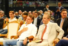 Flávio passa domingo reunido com prefeitos e vereadores de São Paulo
