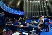 Senado aprova fim da escala 6×1 e redução da jornada de trabalho